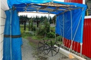 長期入院になってしまい、次に製作予定の「花車」の材料置き場に・・・